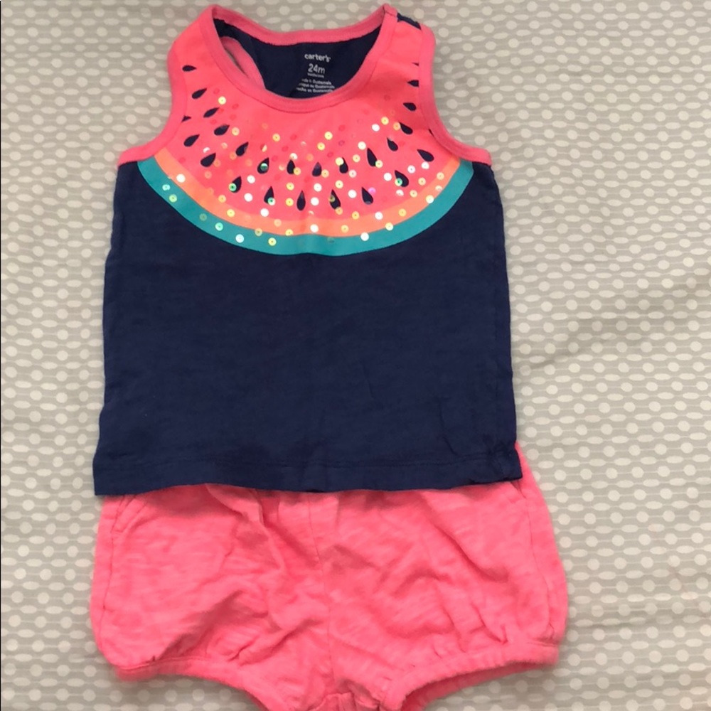 Carters brand 24 month short set